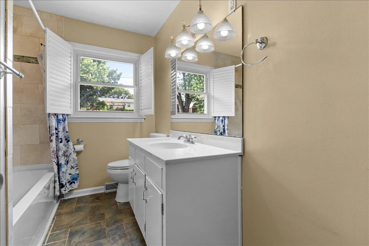 5619 Oakland BLVD - Photo 24
