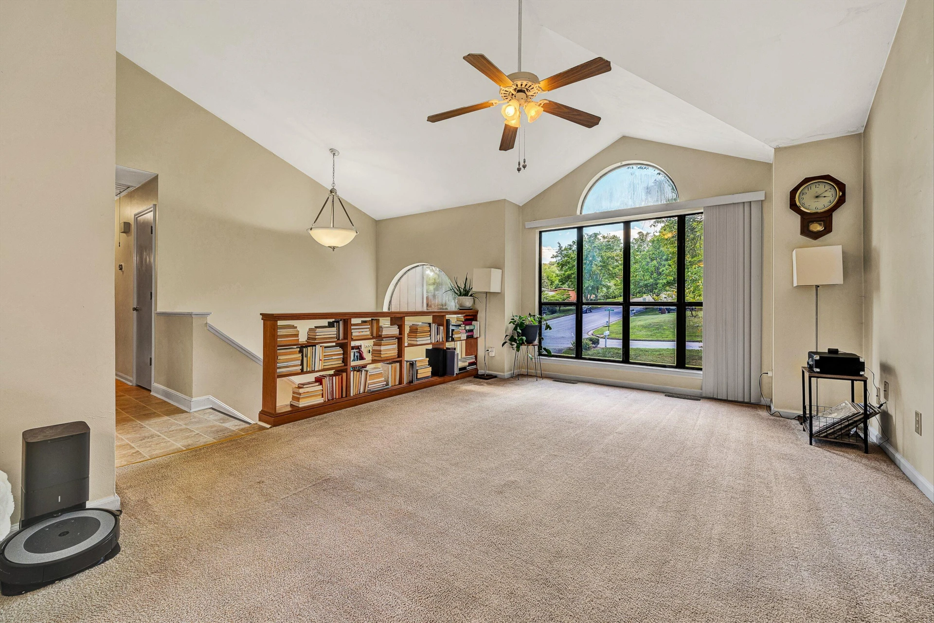 5605 Castle Rock RD - Photo 4