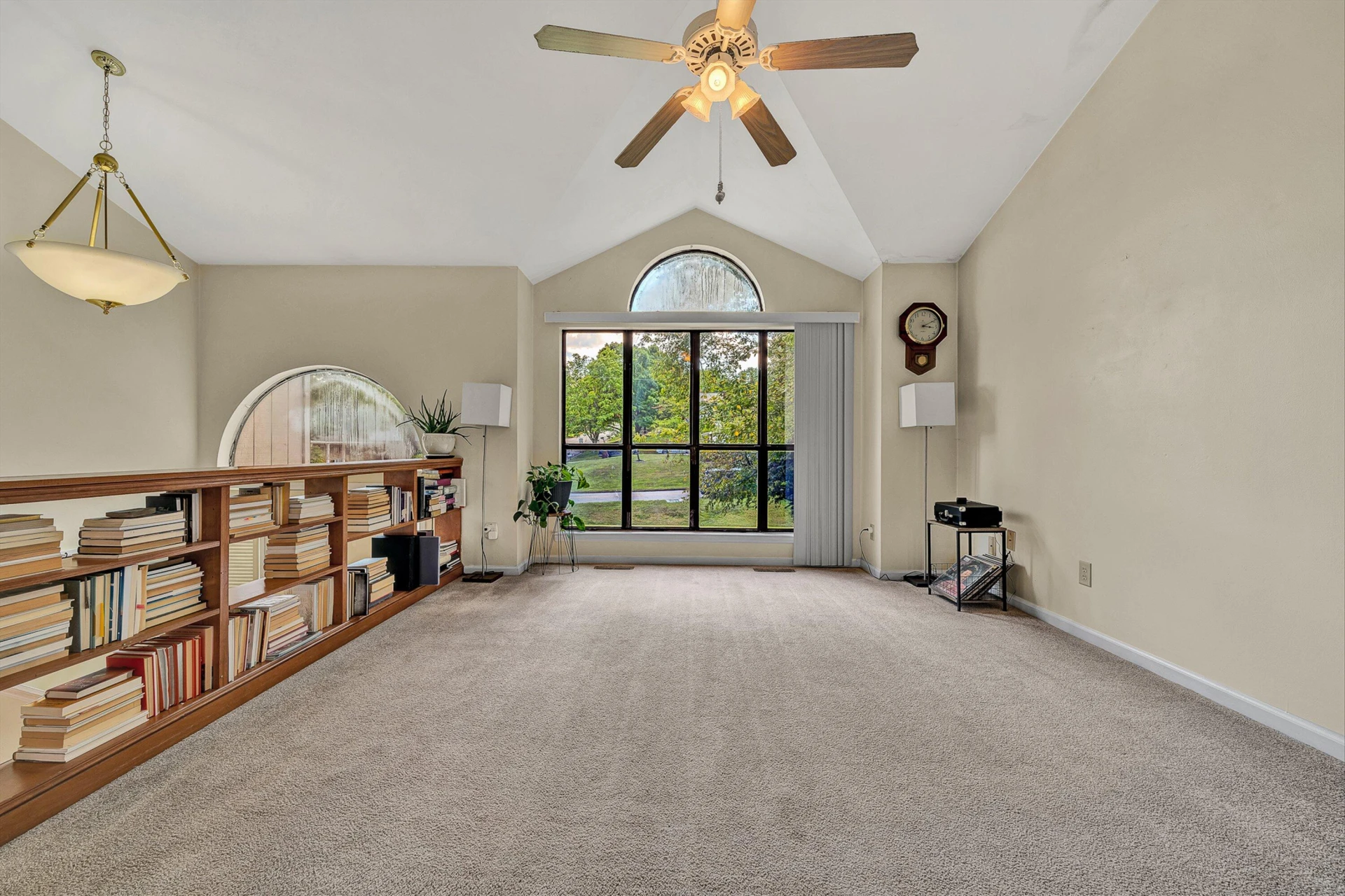 5605 Castle Rock RD - Photo 8