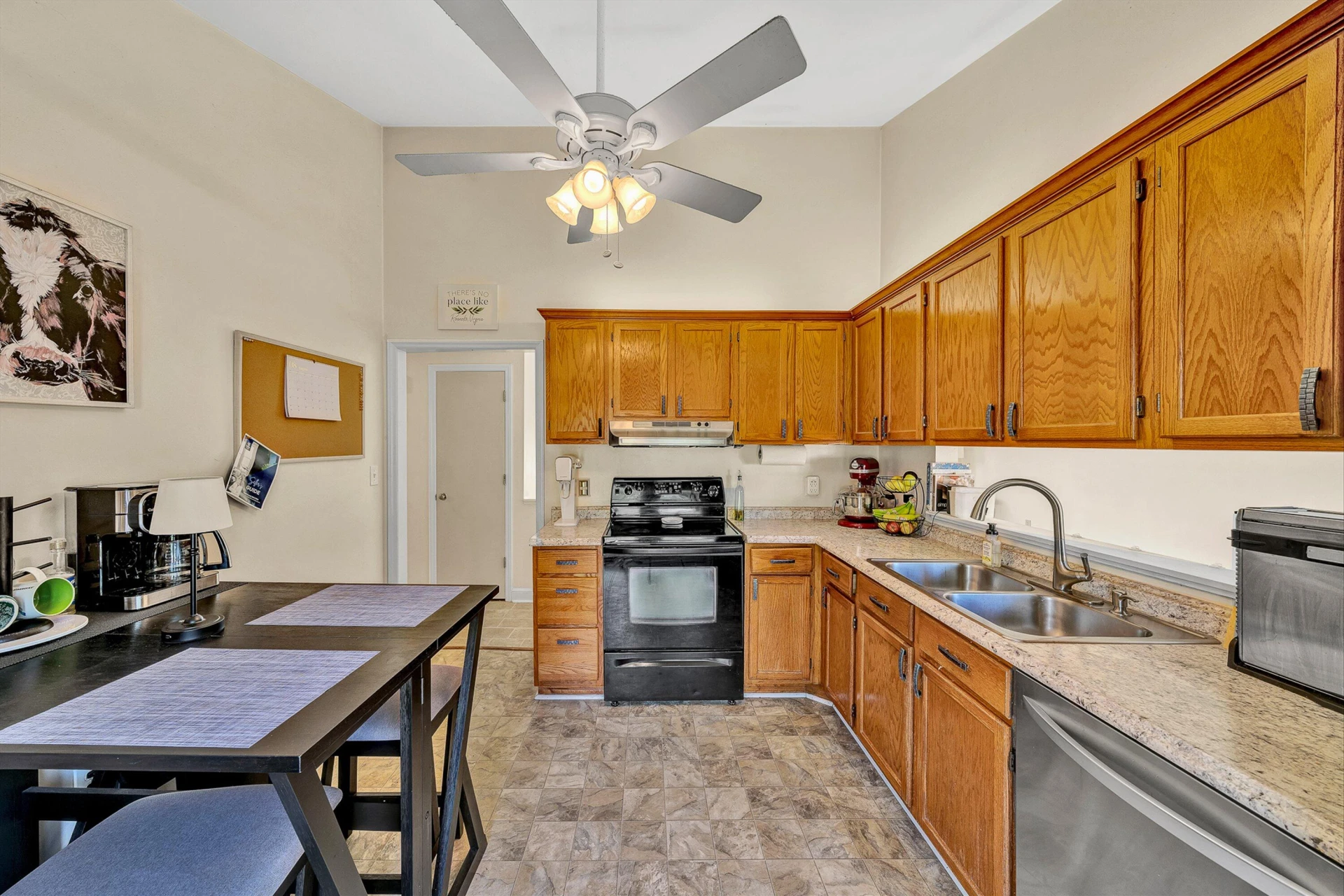 5605 Castle Rock RD - Photo 12