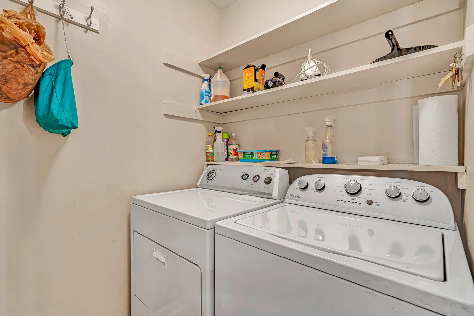 867 Stonegate CT - Photo 14