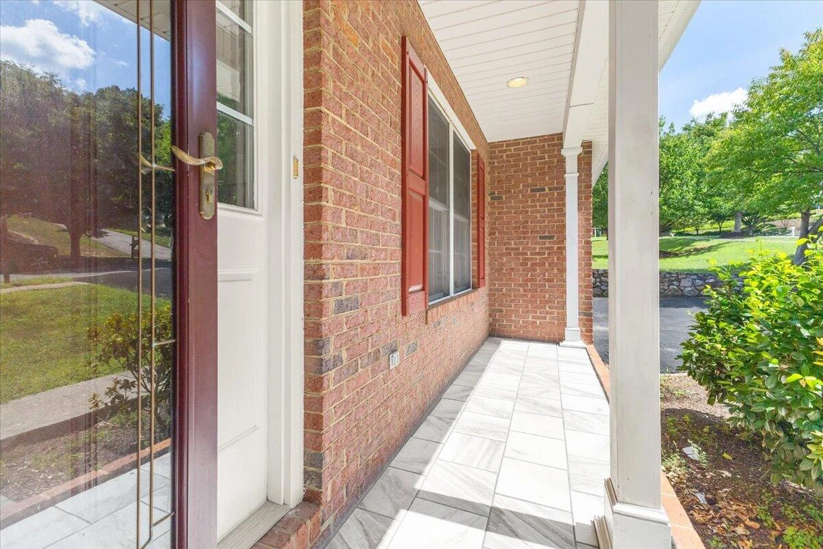 4816 Hickory Hill DR - Photo 4
