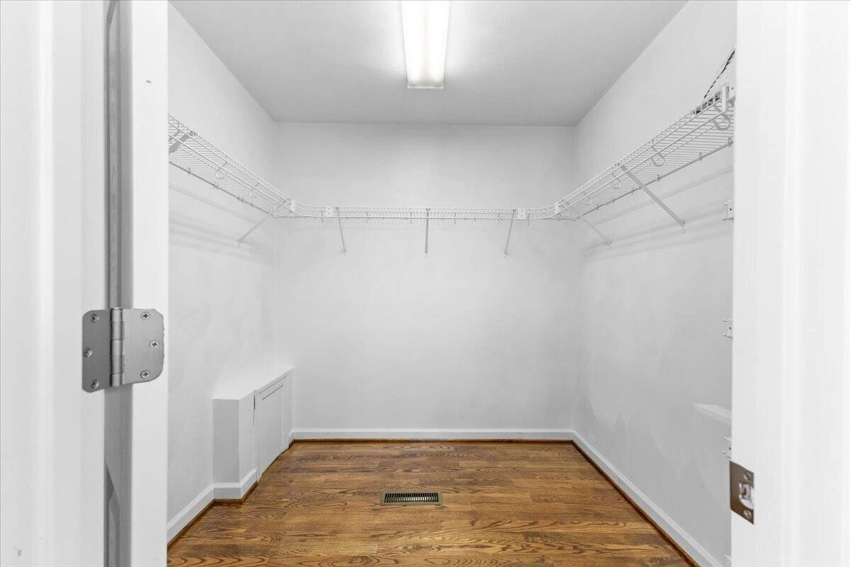 4816 Hickory Hill DR - Photo 16