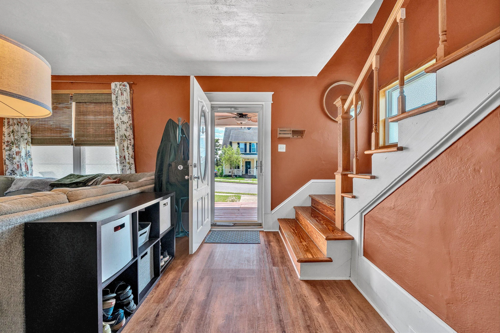 1036 Woodrow AVE SE - Photo 4