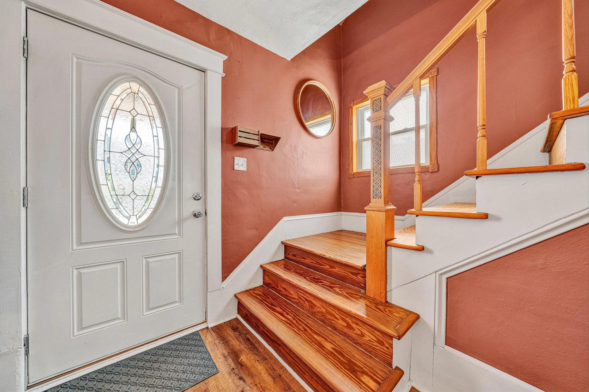 1036 Woodrow AVE SE - Photo 5