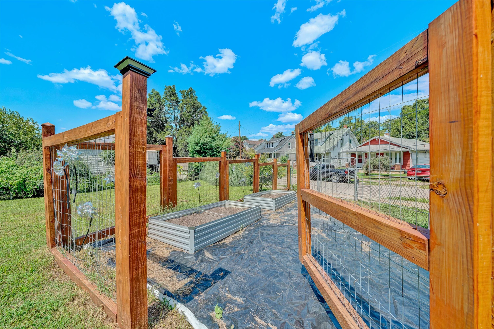 1036 Woodrow AVE SE - Photo 25