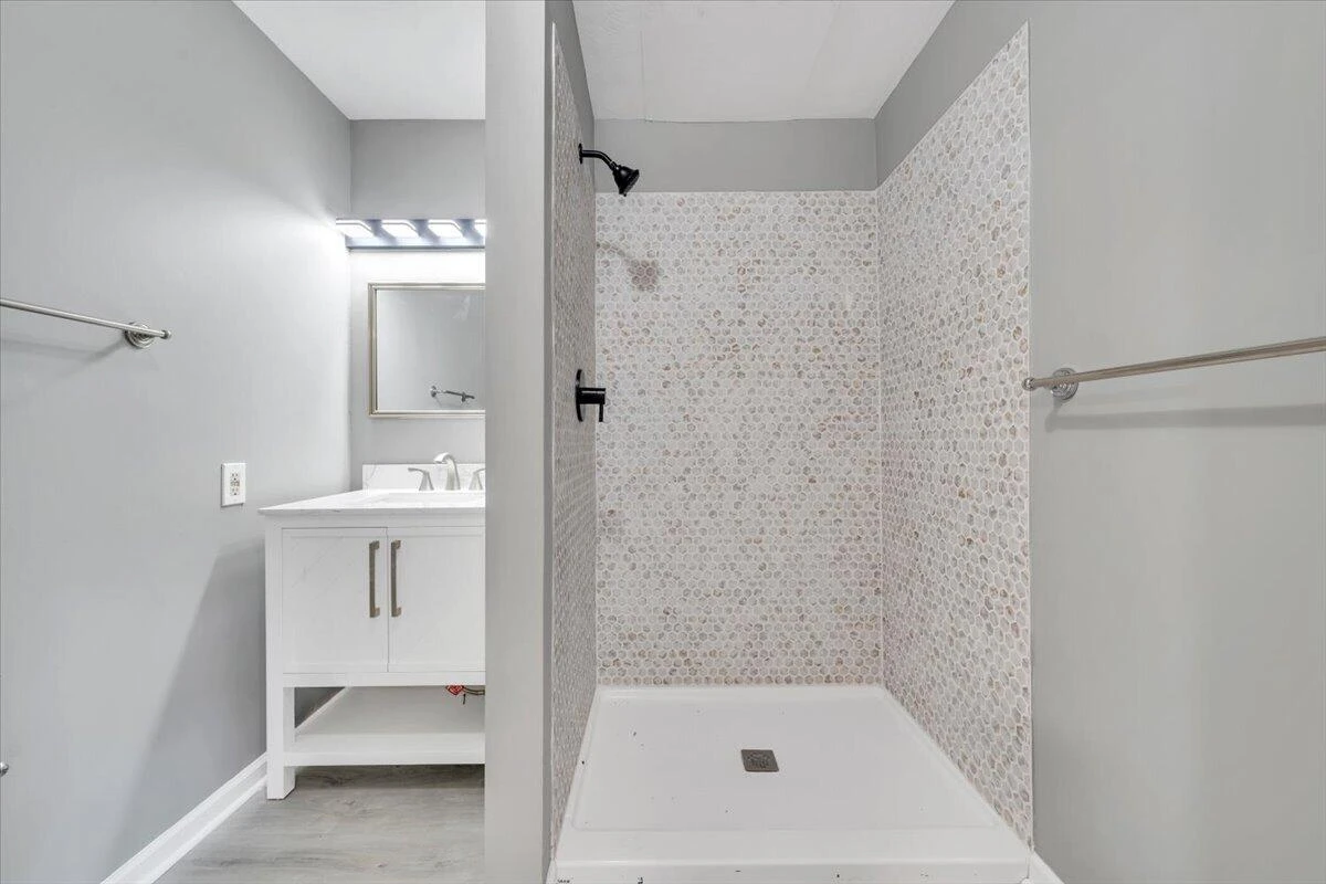 1325 Lewis RD SE - Photo 15