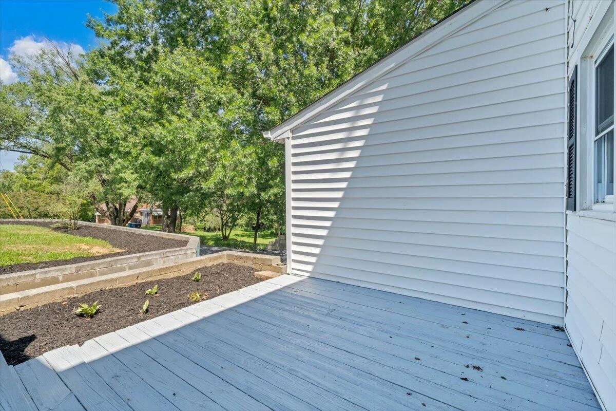 1325 Lewis RD SE - Photo 19