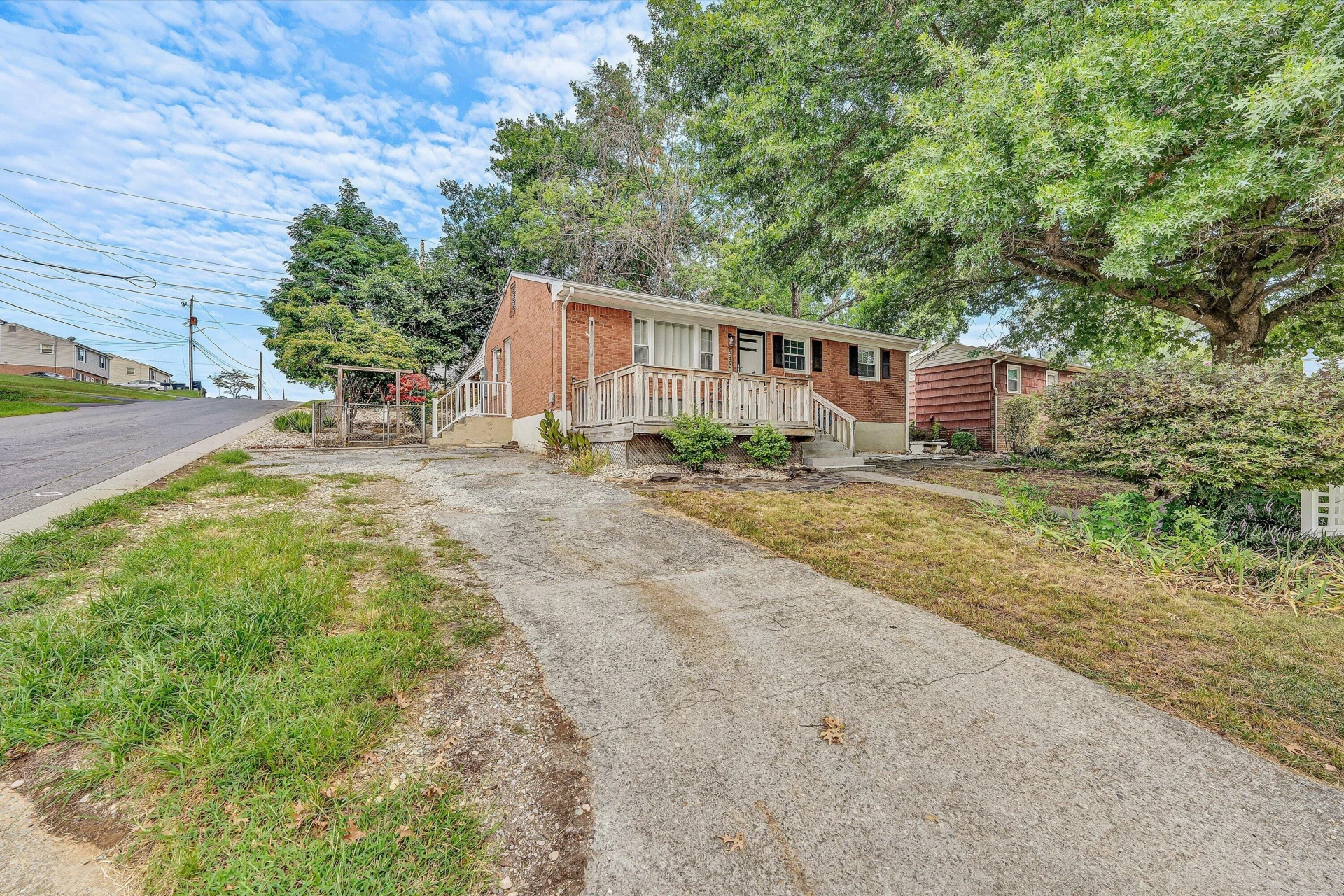 5304 Endicott ST - Photo 7