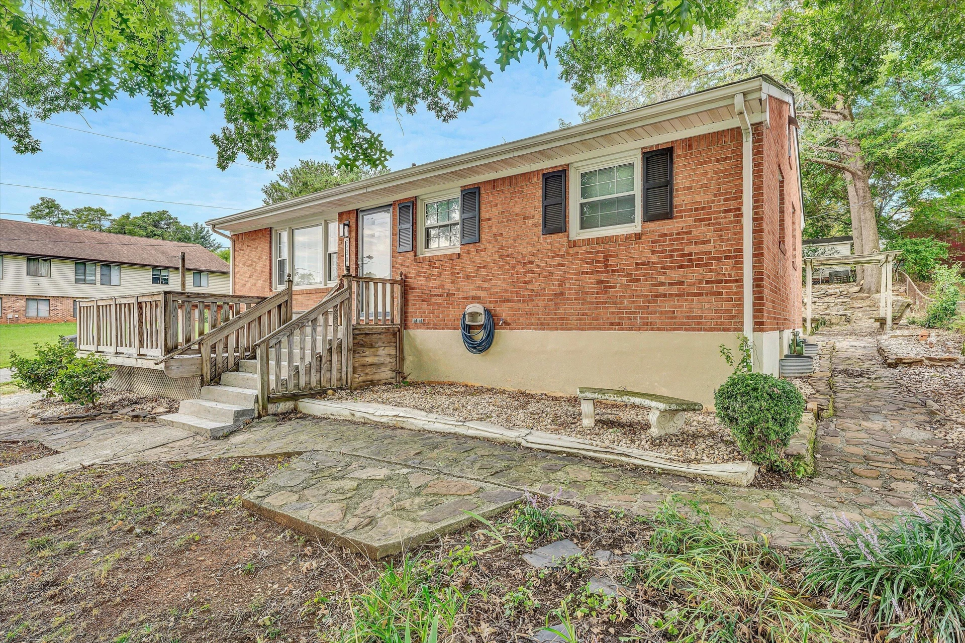 5304 Endicott ST - Photo 9