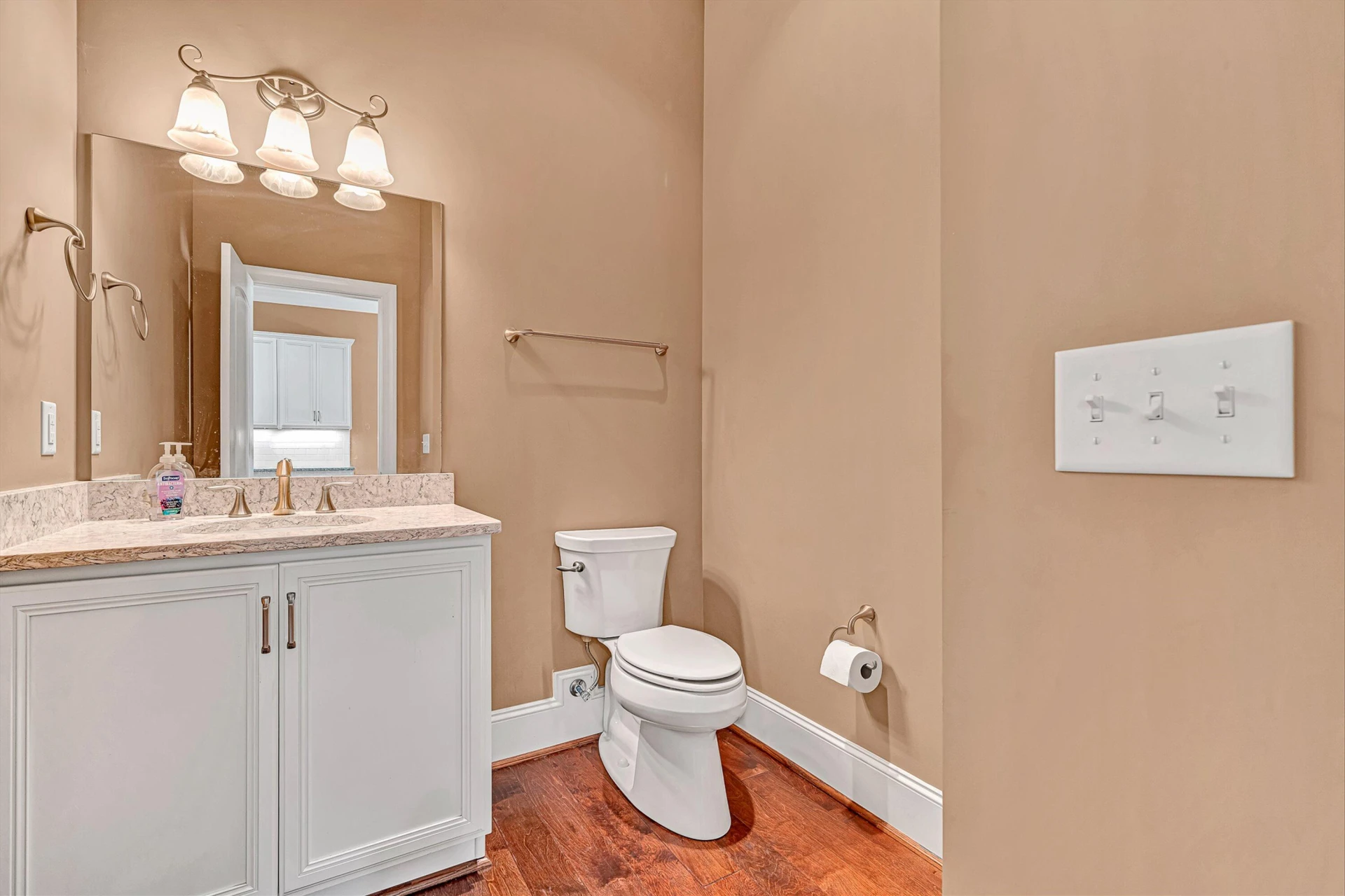 4730 Leigh LN - Photo 16