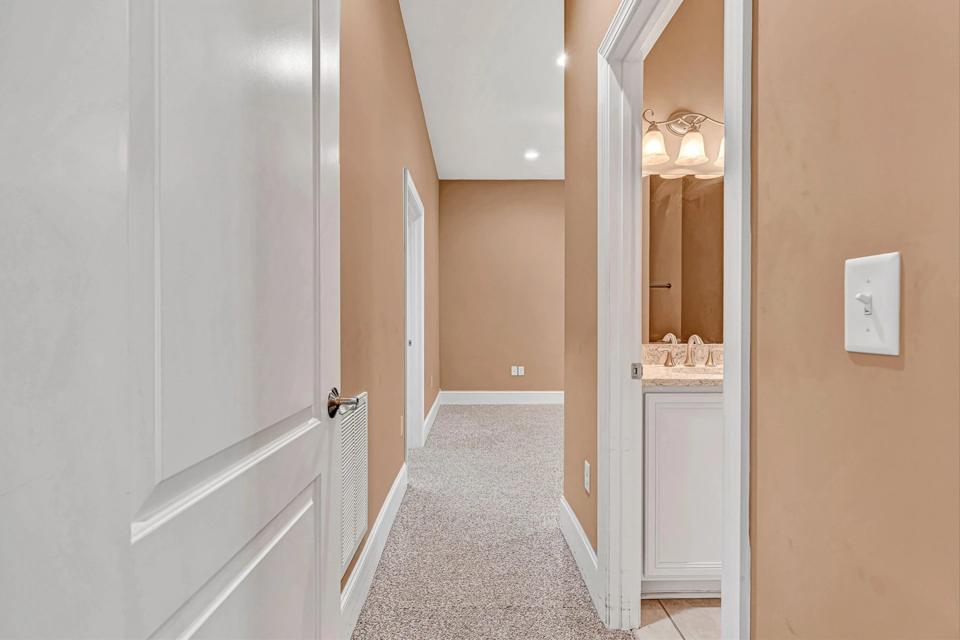 4730 Leigh LN - Photo 17