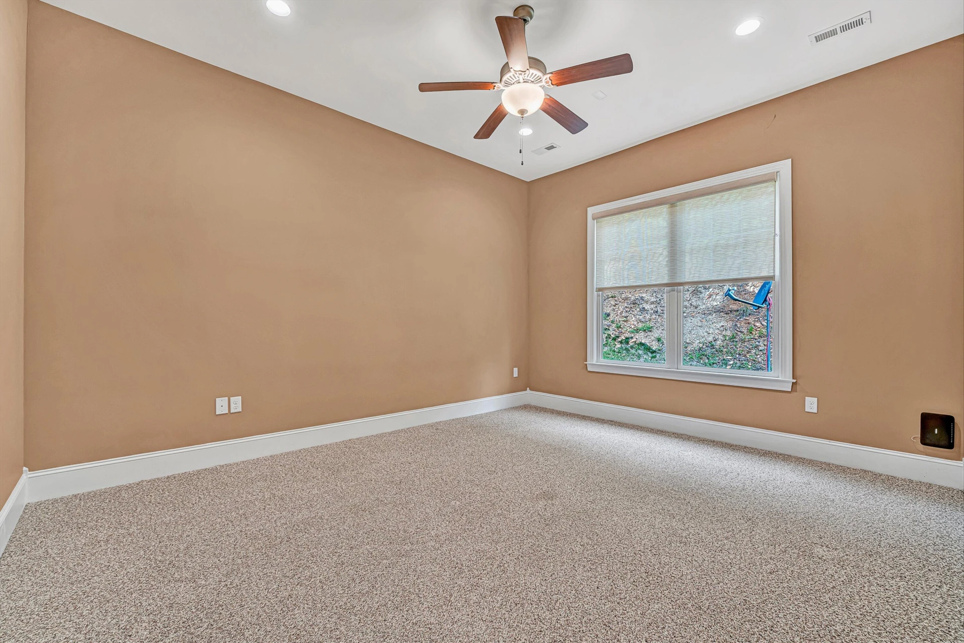 4730 Leigh LN - Photo 21
