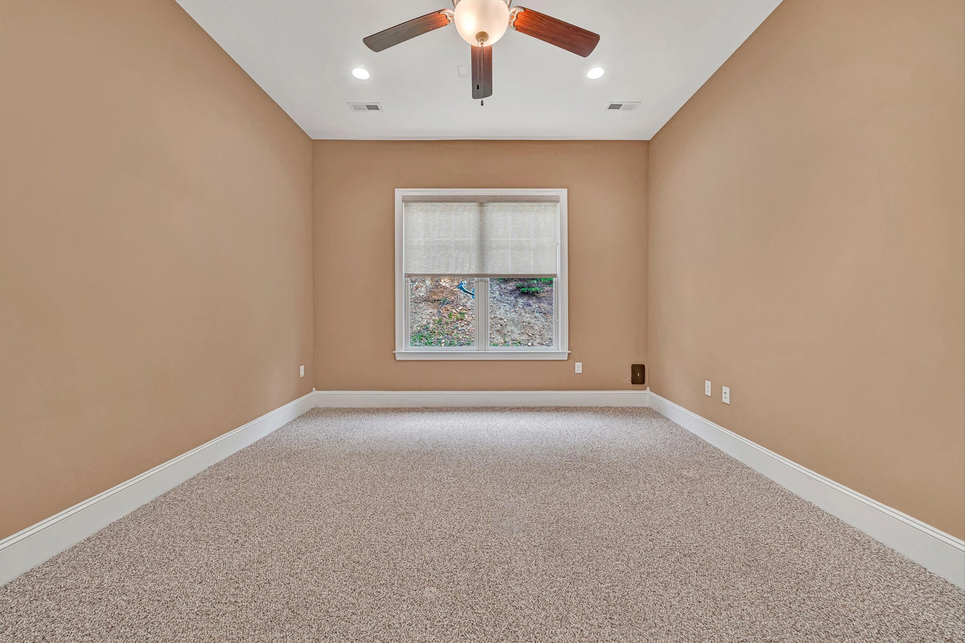4730 Leigh LN - Photo 22