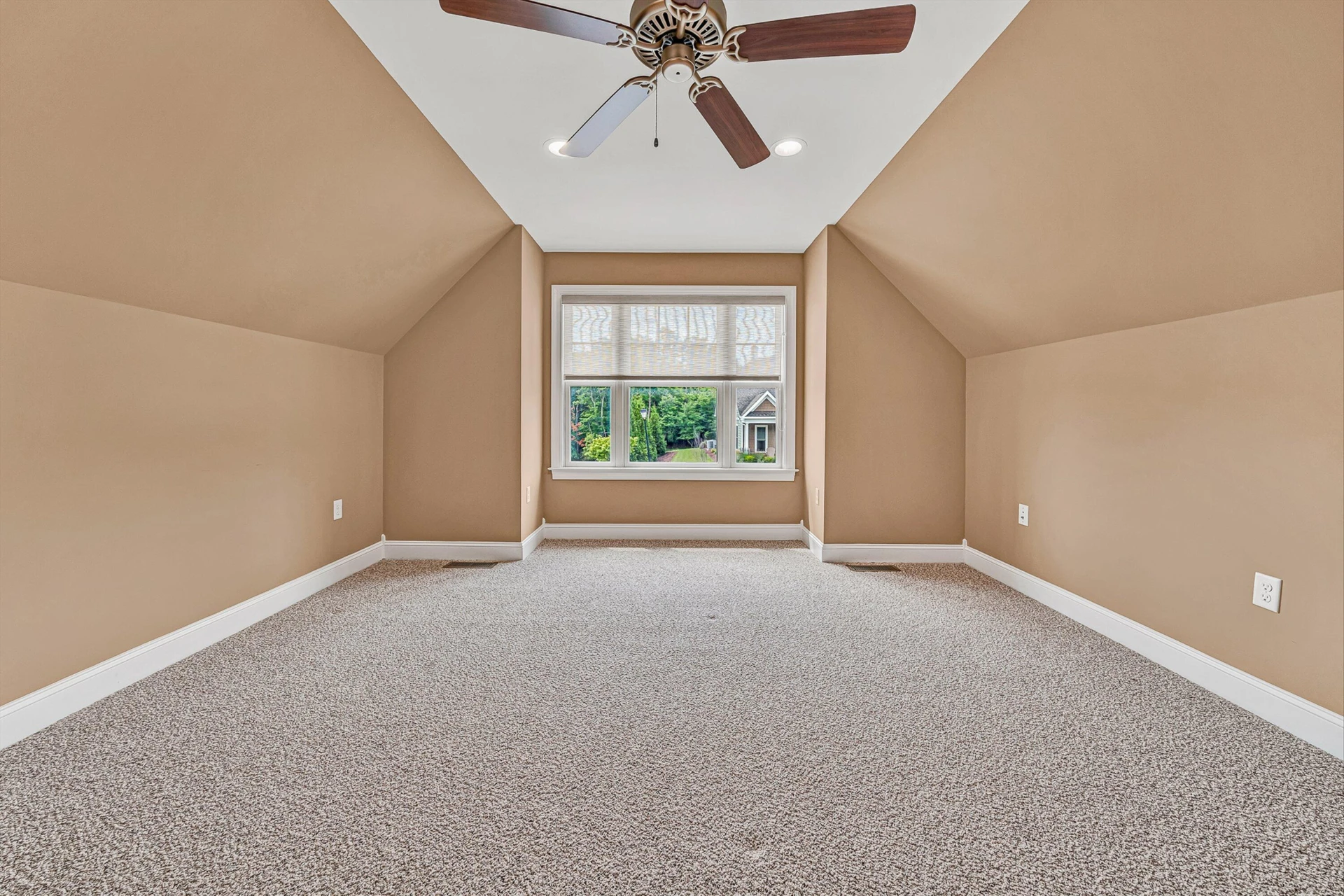 4730 Leigh LN - Photo 30