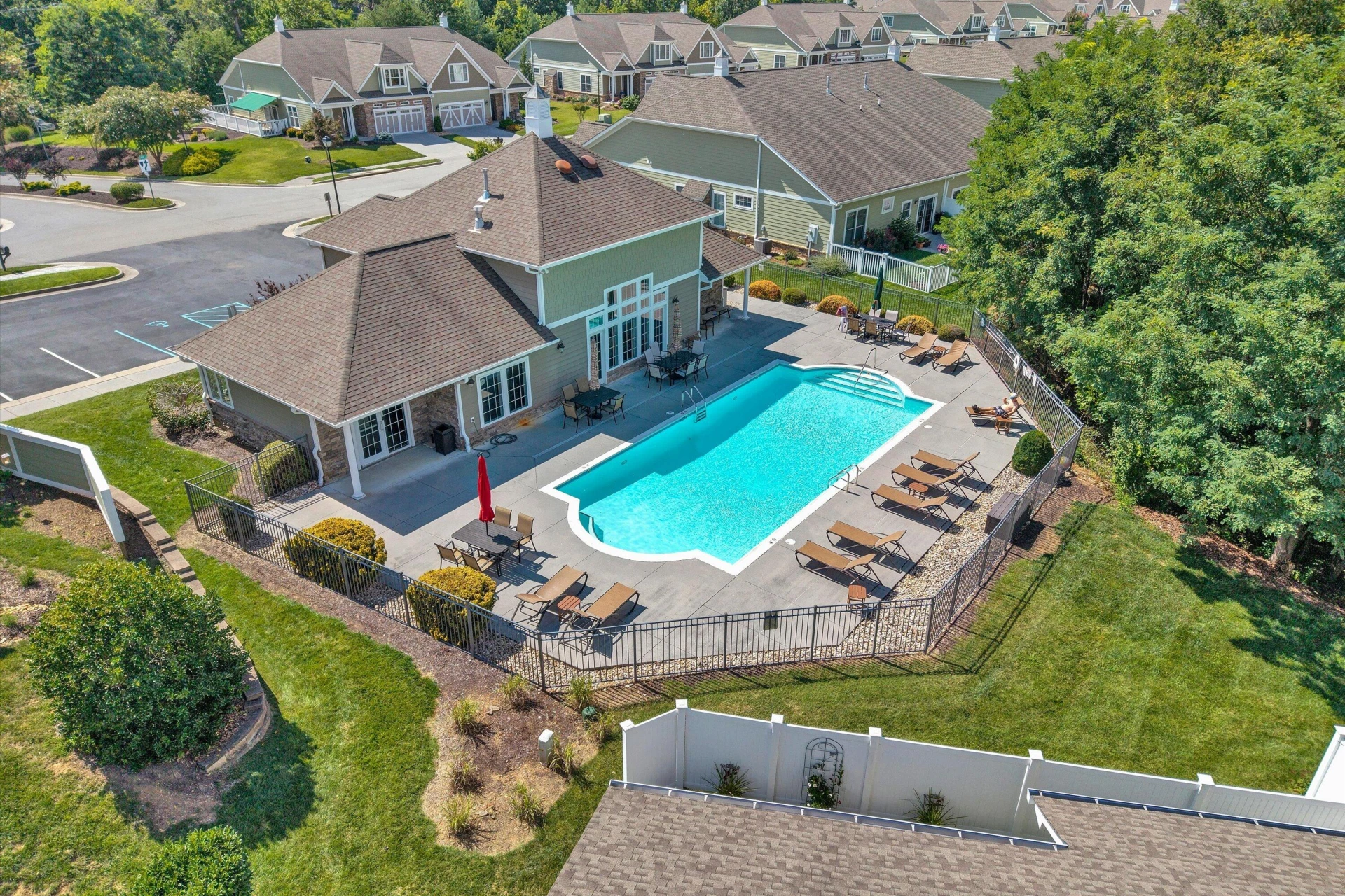 4730 Leigh LN - Photo 42