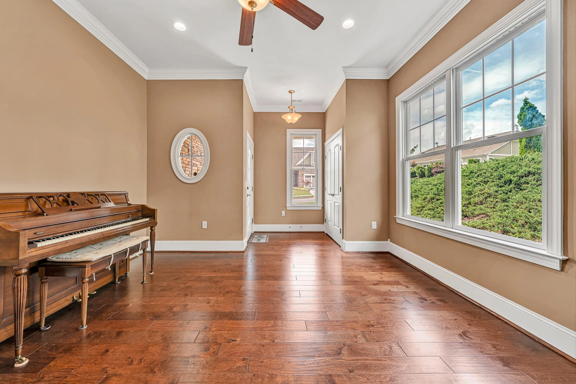4730 Leigh LN - Photo 48