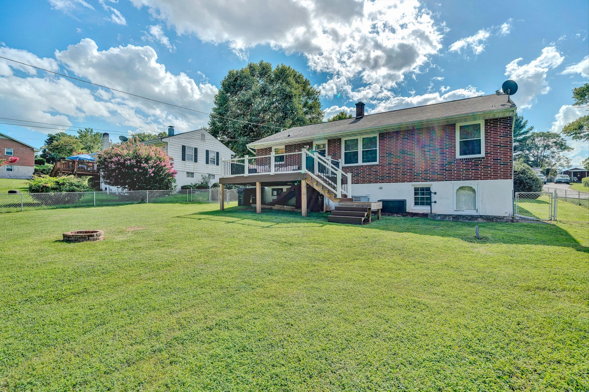 5814 Maywood AVE - Photo 20