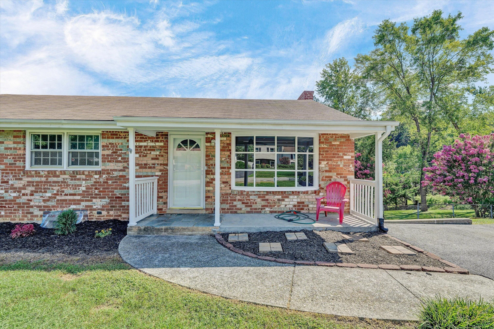 5258 Lakeland DR - Photo 3