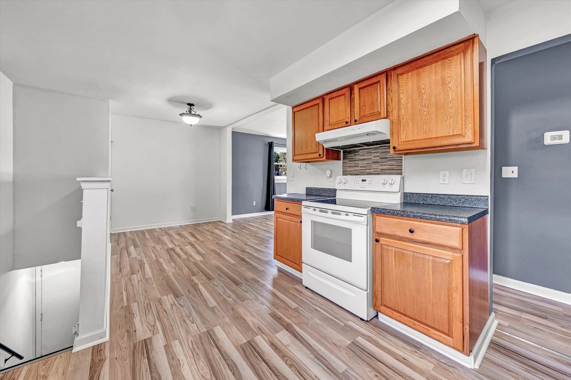 5258 Lakeland DR - Photo 10