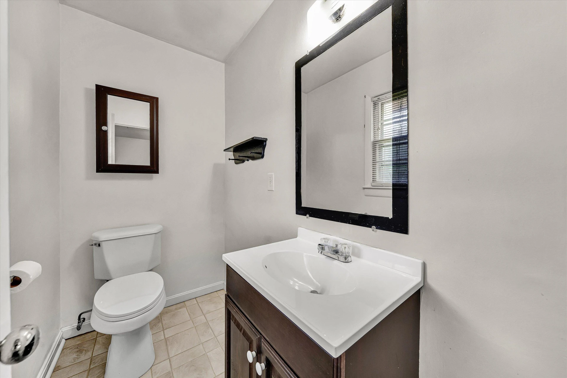 5258 Lakeland DR - Photo 16
