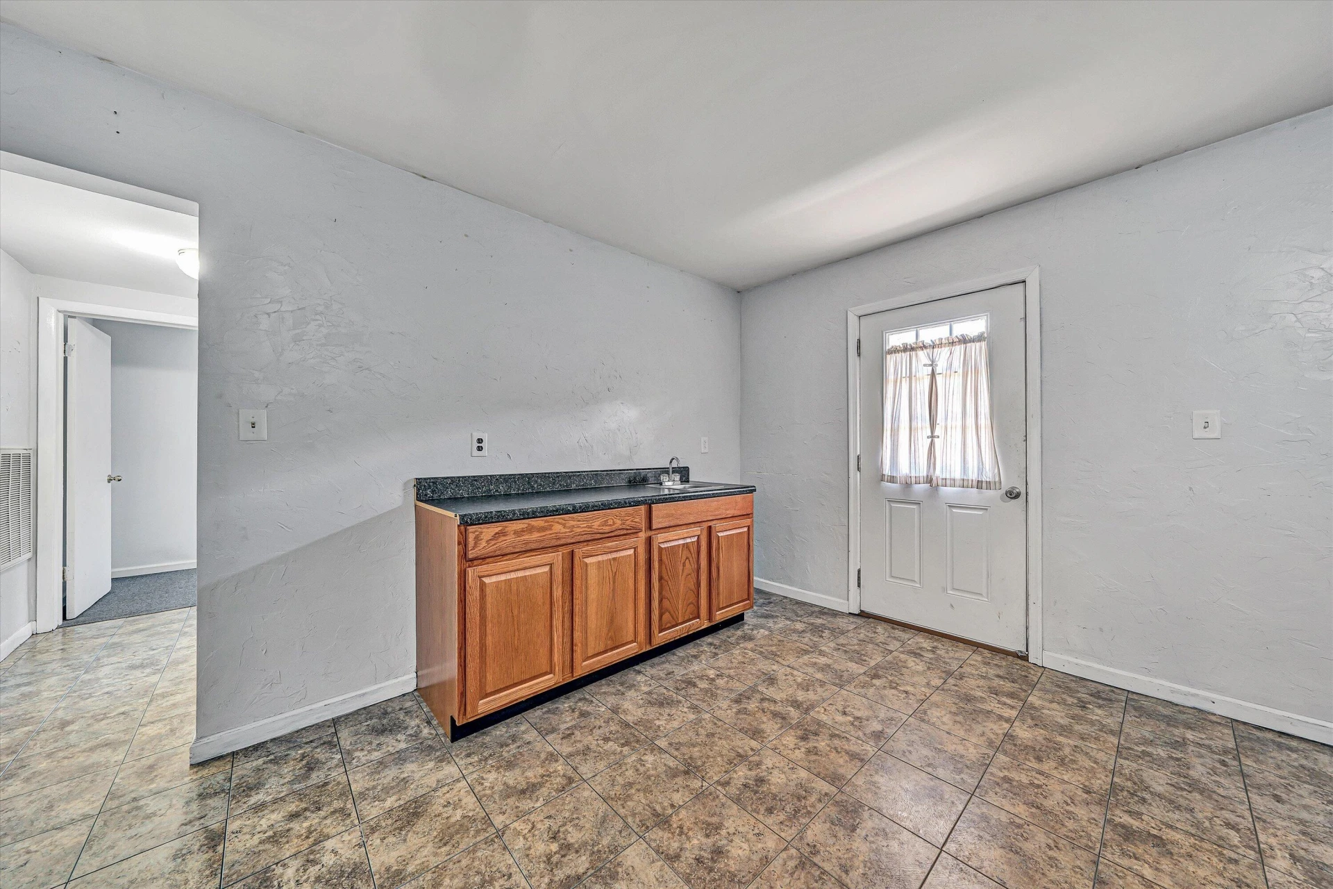 5258 Lakeland DR - Photo 19