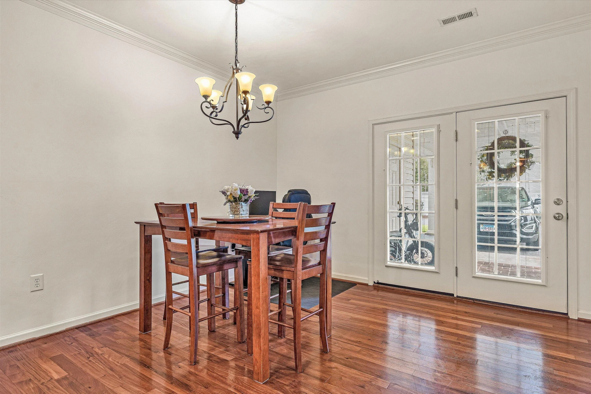 92 Maple ST - Photo 7