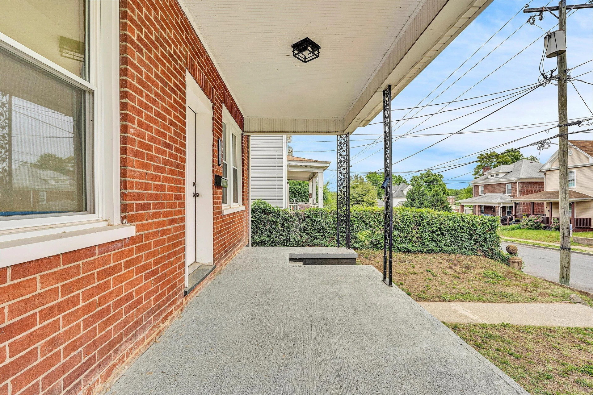 1122 Dale AVE SE - Photo 6