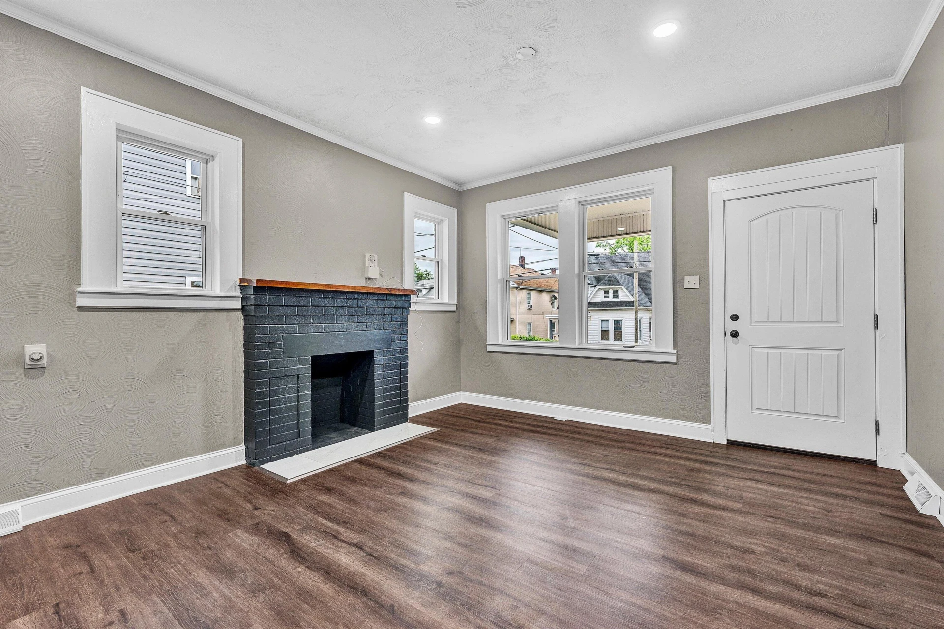 1122 Dale AVE SE - Photo 8