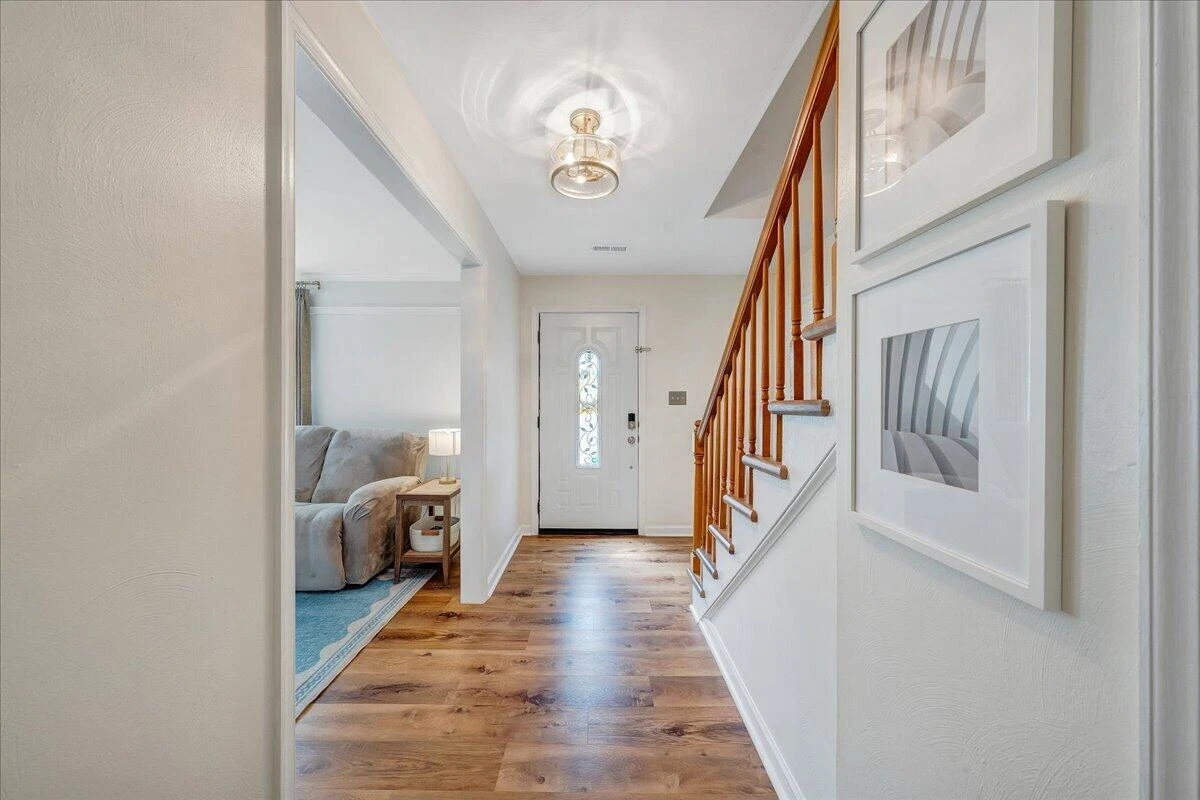 5625 North Lake DR - Photo 5