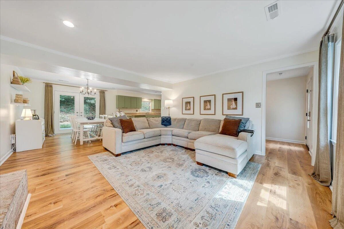5625 North Lake DR - Photo 10