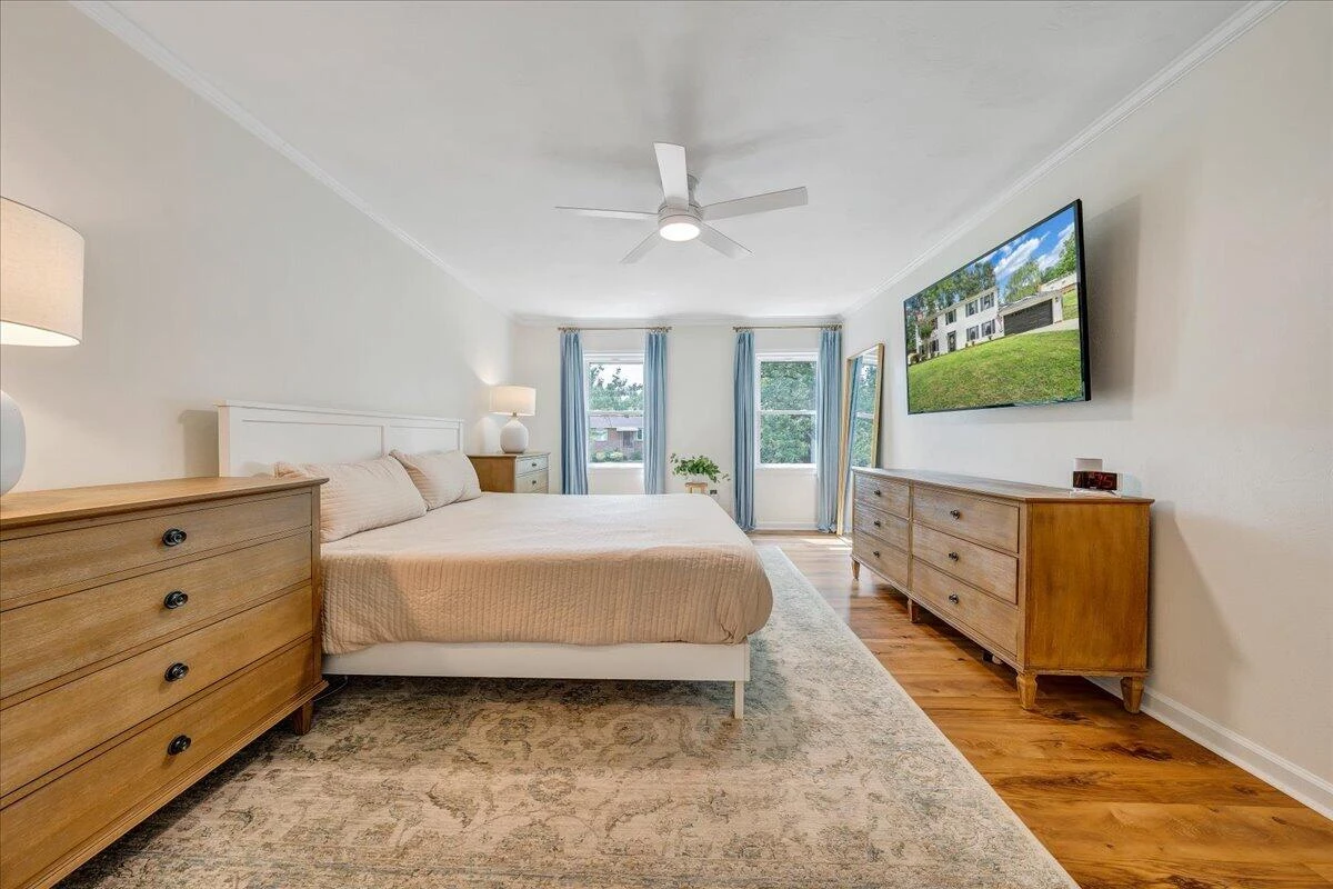 5625 North Lake DR - Photo 21