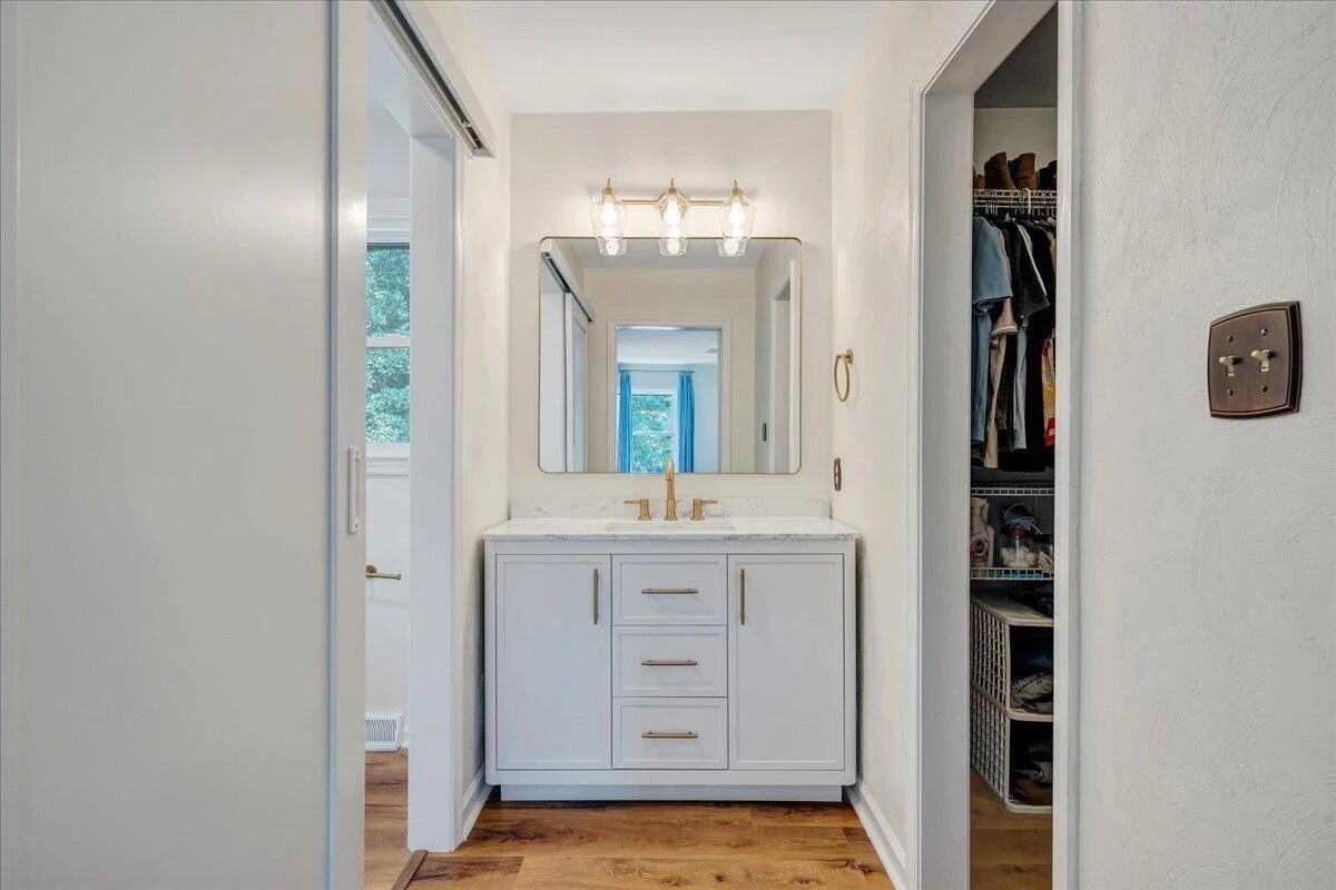 5625 North Lake DR - Photo 23