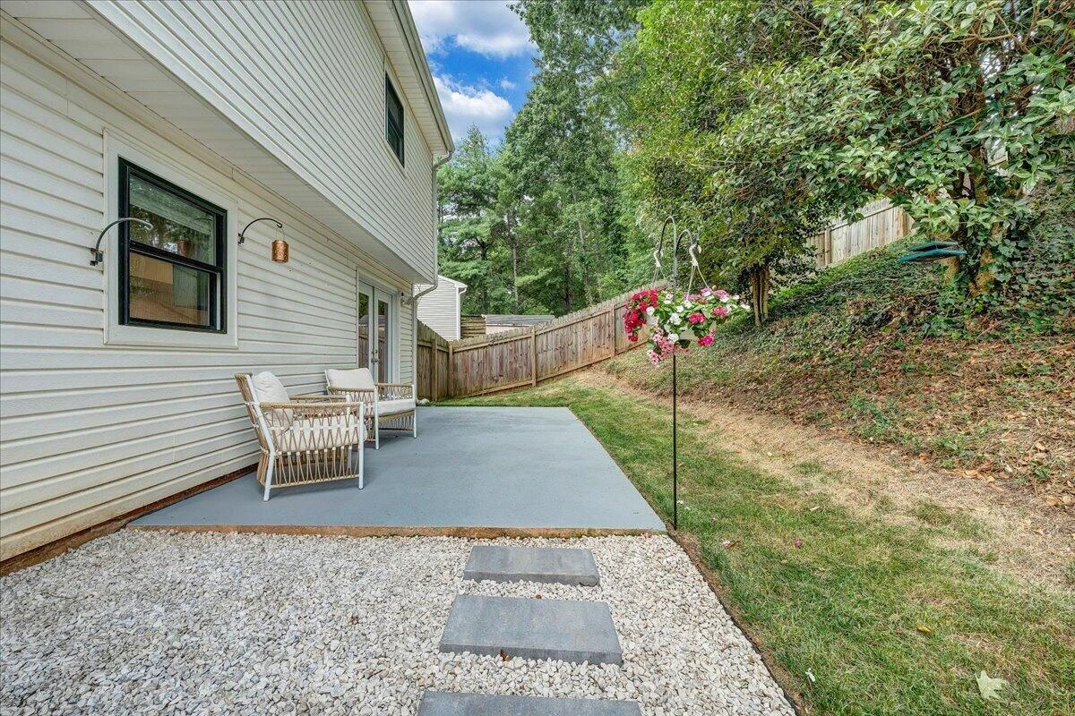 5625 North Lake DR - Photo 36