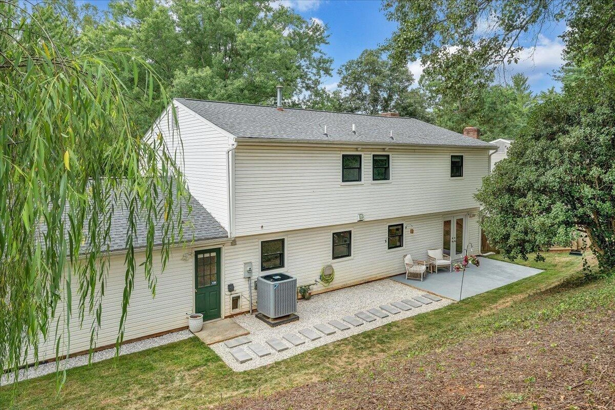 5625 North Lake DR - Photo 38