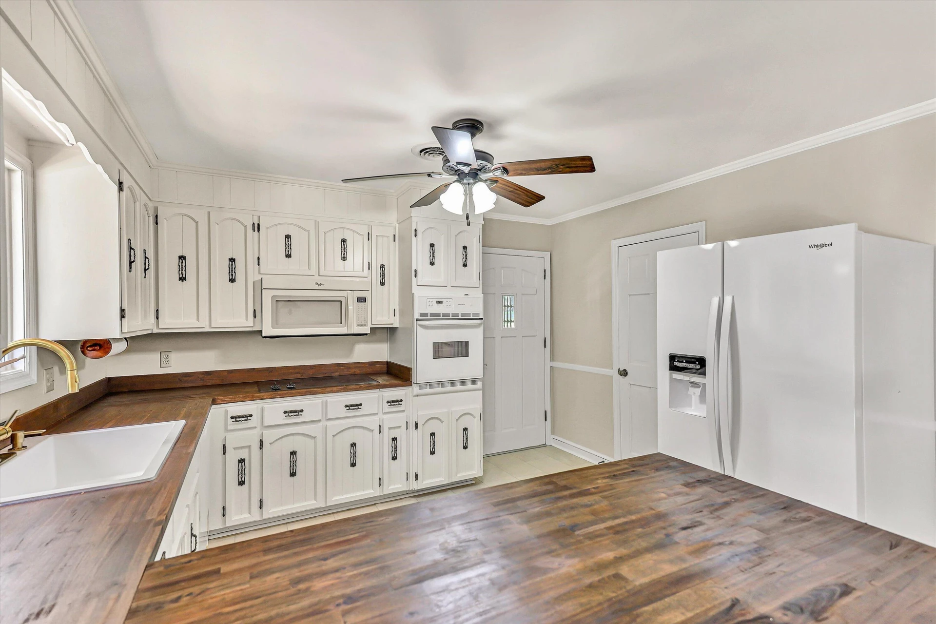 120 Forest Hill LN - Photo 13