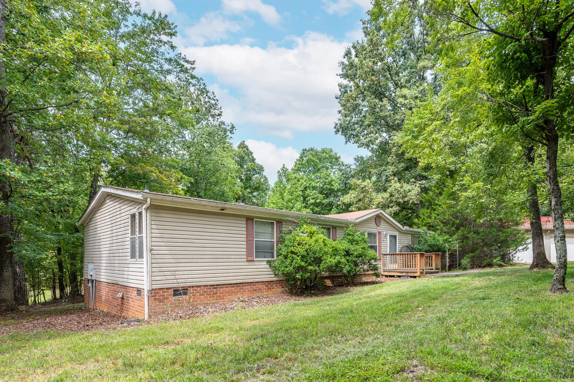 1624 Fiddler Creek RD - Photo 3