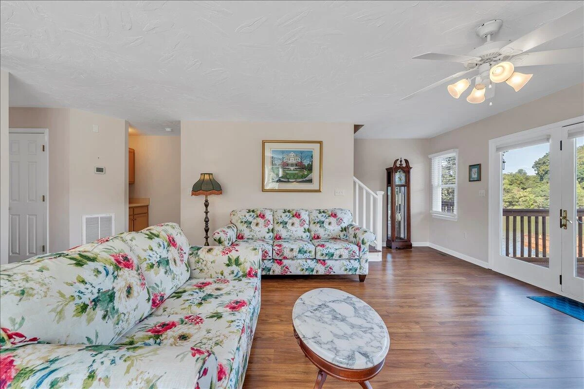515 Cambridge CT #F6 - Photo 10