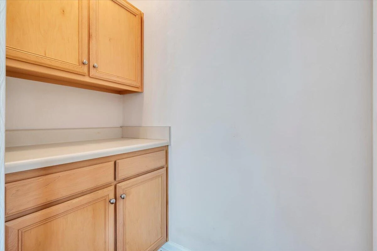 515 Cambridge CT #F6 - Photo 23