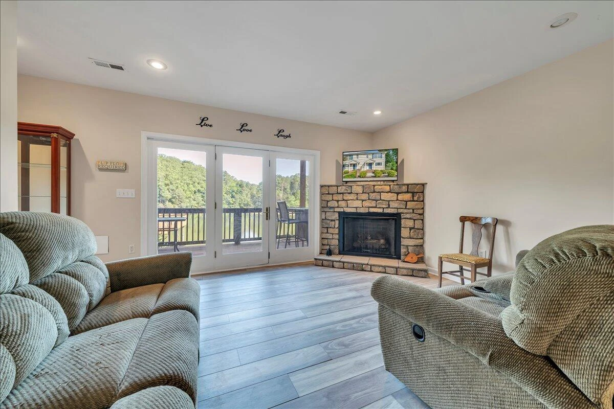 515 Cambridge CT #F6 - Photo 32