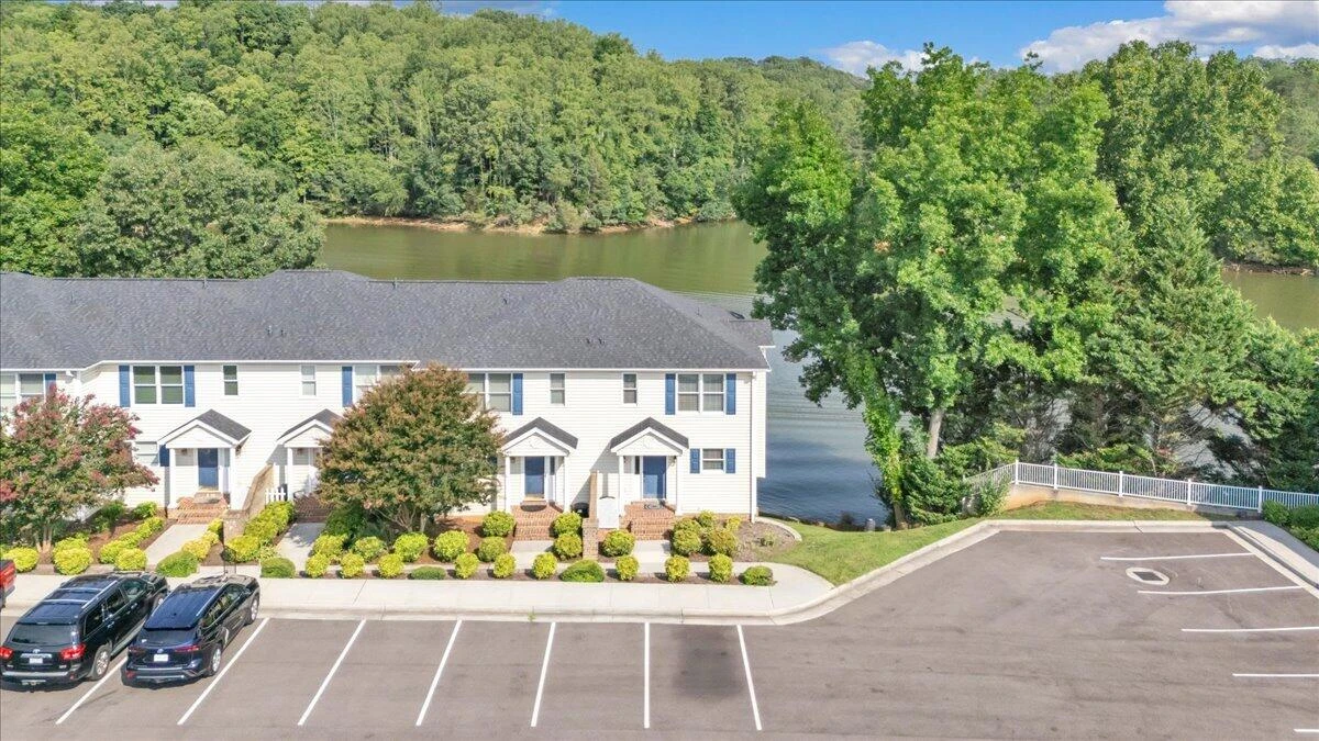 515 Cambridge CT #F6 - Photo 50