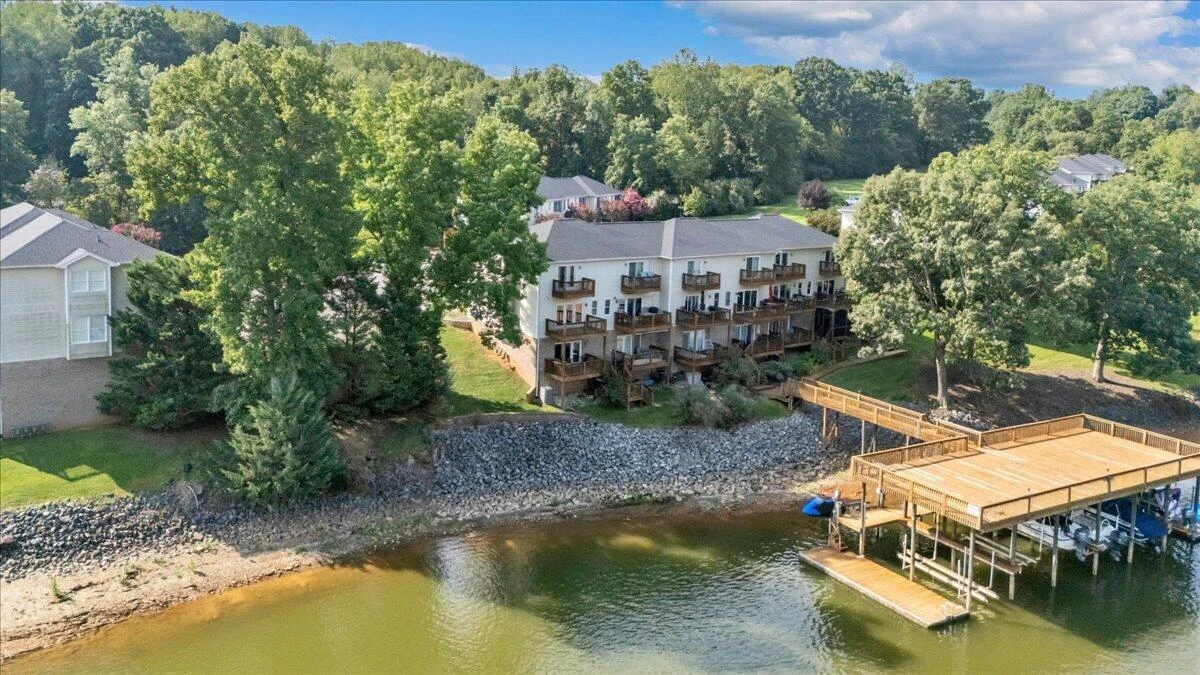 515 Cambridge CT #F6 - Photo 59