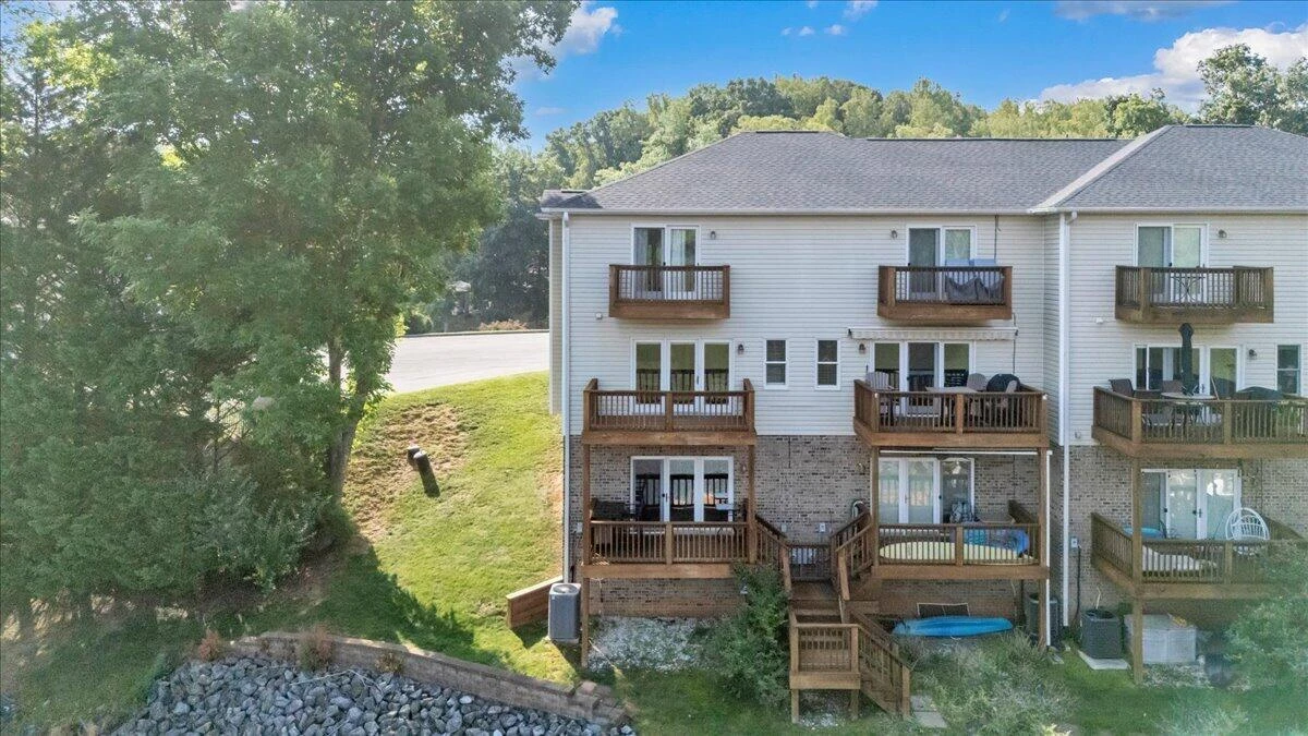 515 Cambridge CT #F6 - Photo 66