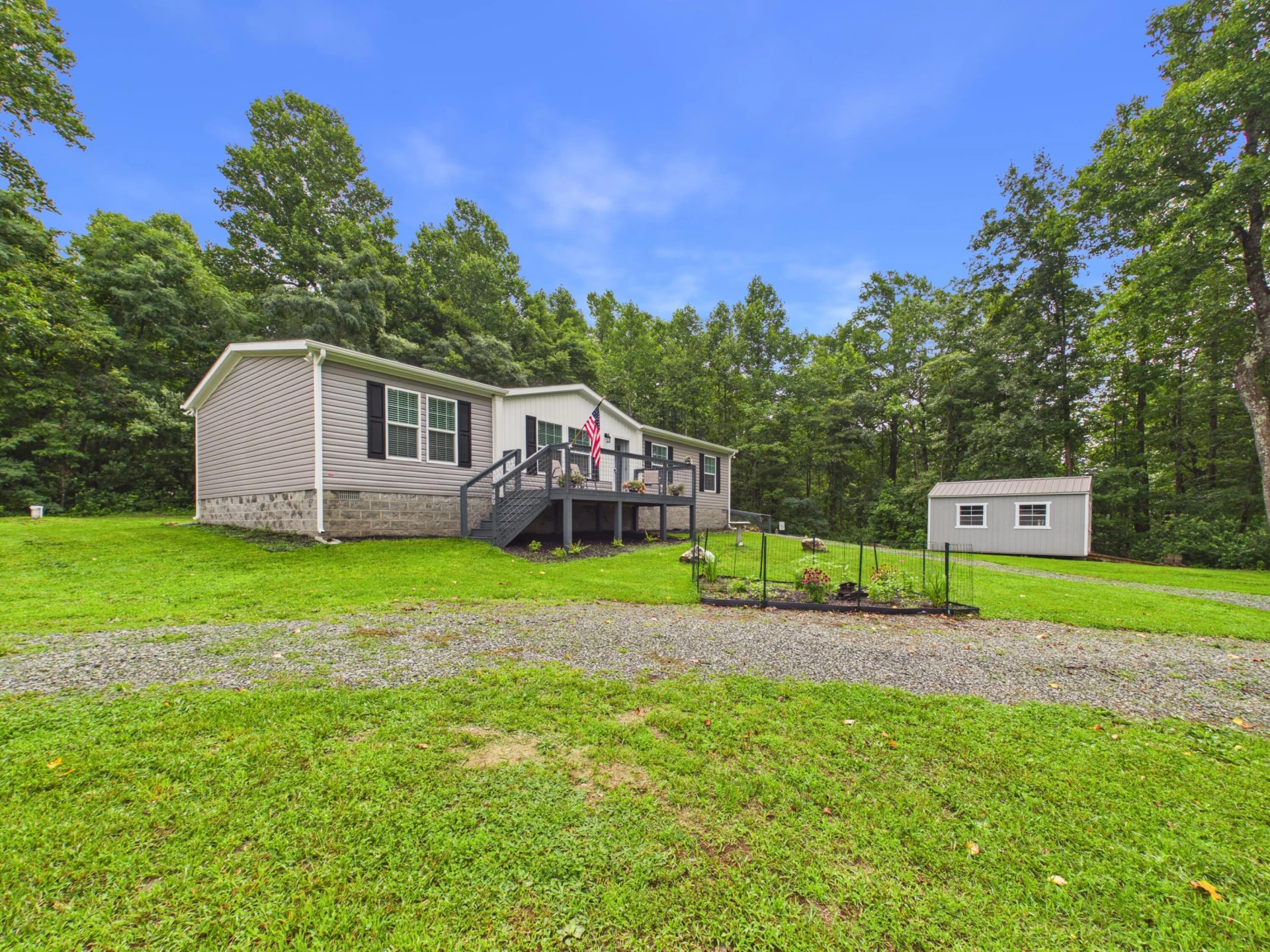 400 Ridge Oak DR SE