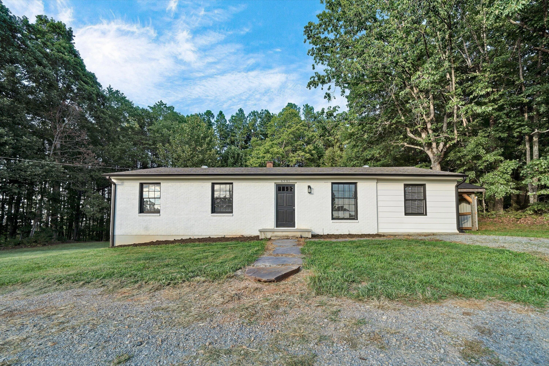 6941 Sontag RD