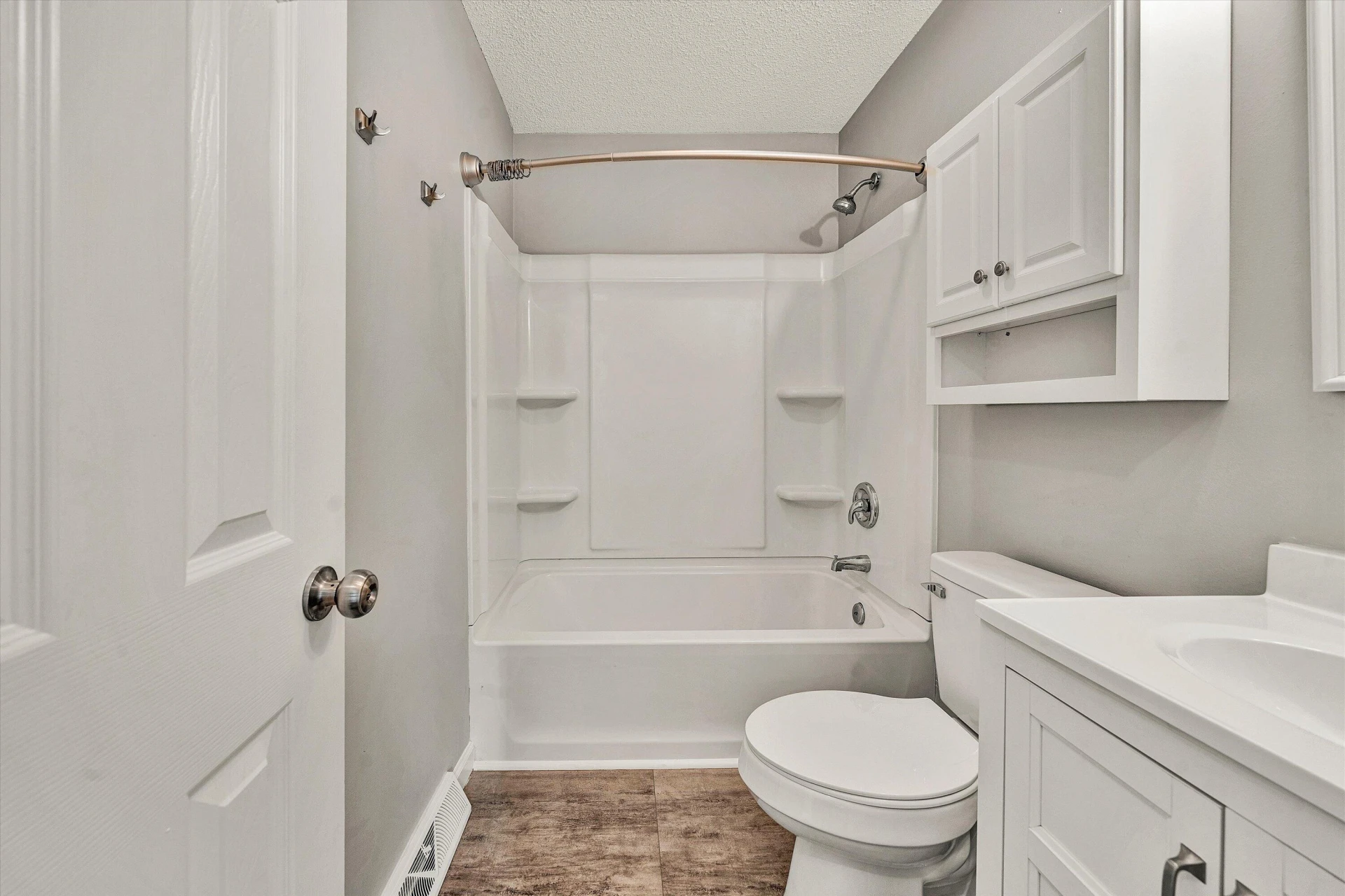 6941 Sontag RD - Photo 8