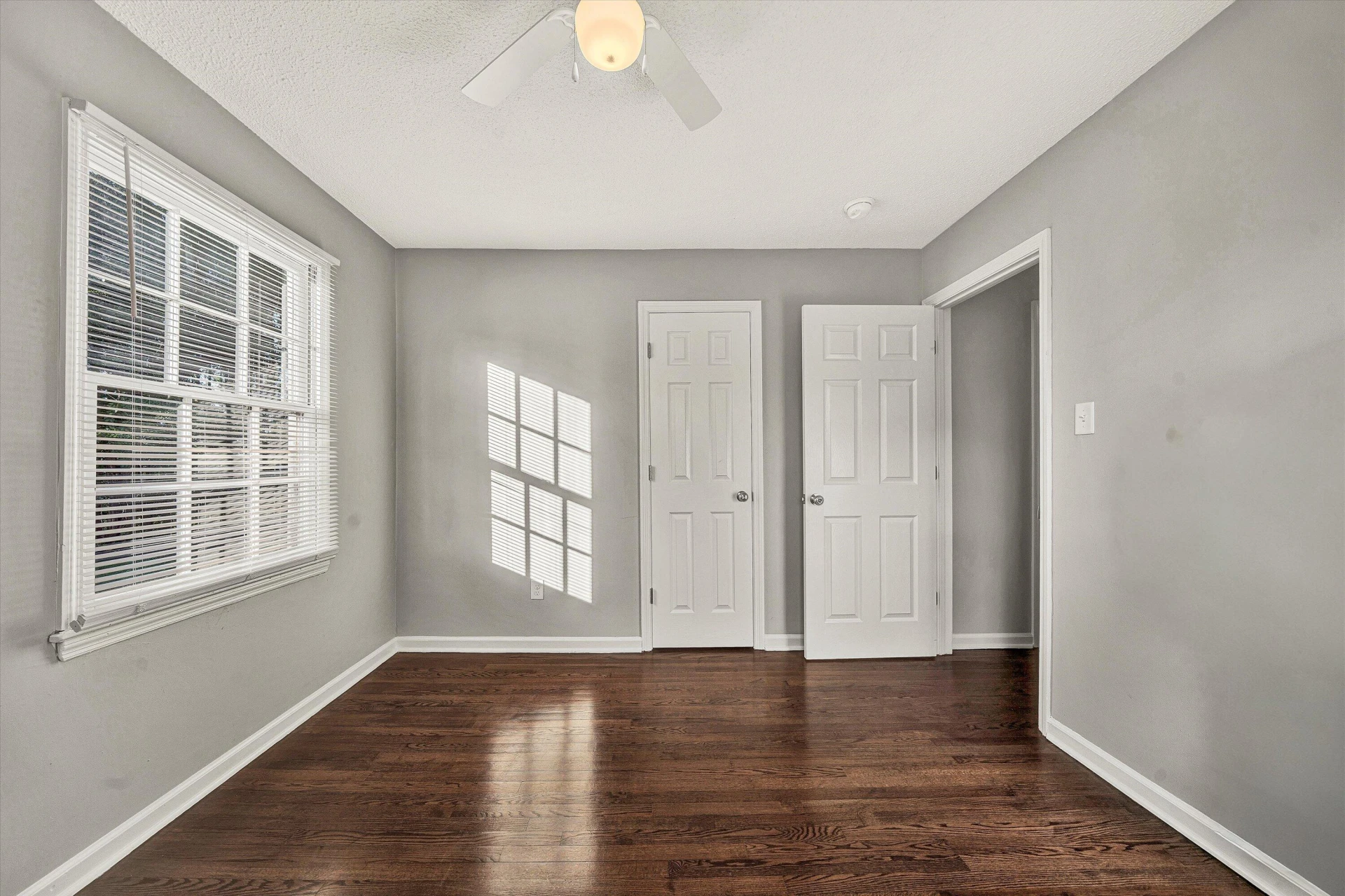 6941 Sontag RD - Photo 14