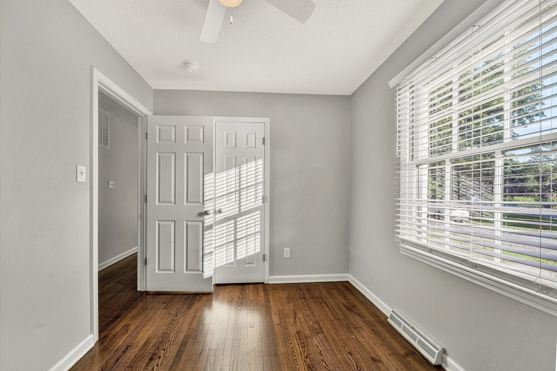 6941 Sontag RD - Photo 16