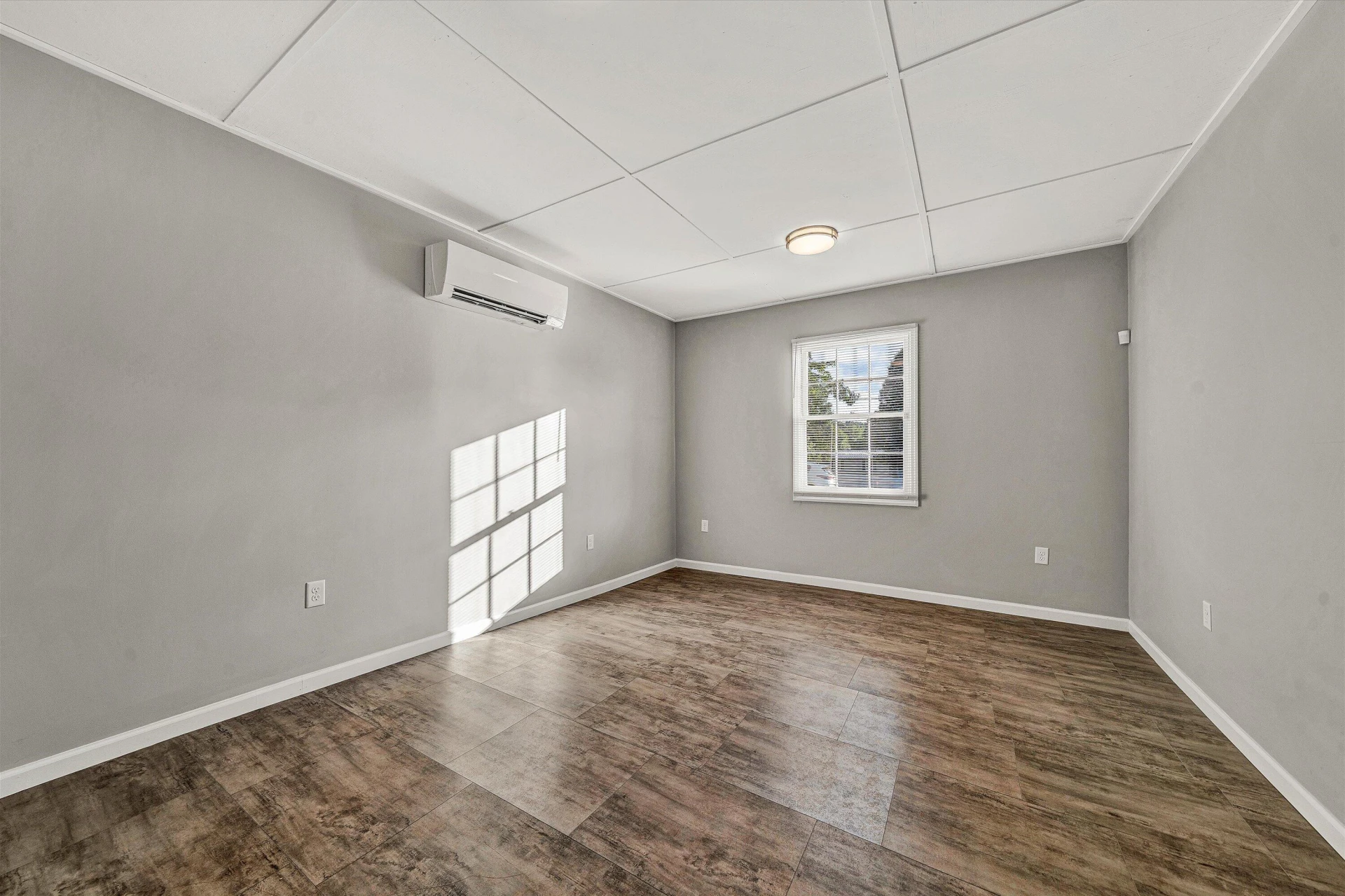 6941 Sontag RD - Photo 17