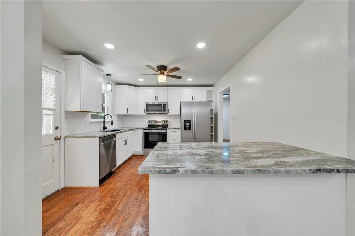 4005 Chaparral DR - Photo 10